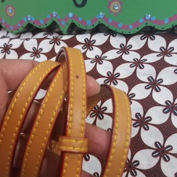 Vachetta Crossbody Leather Straps - Picture 12 of 16